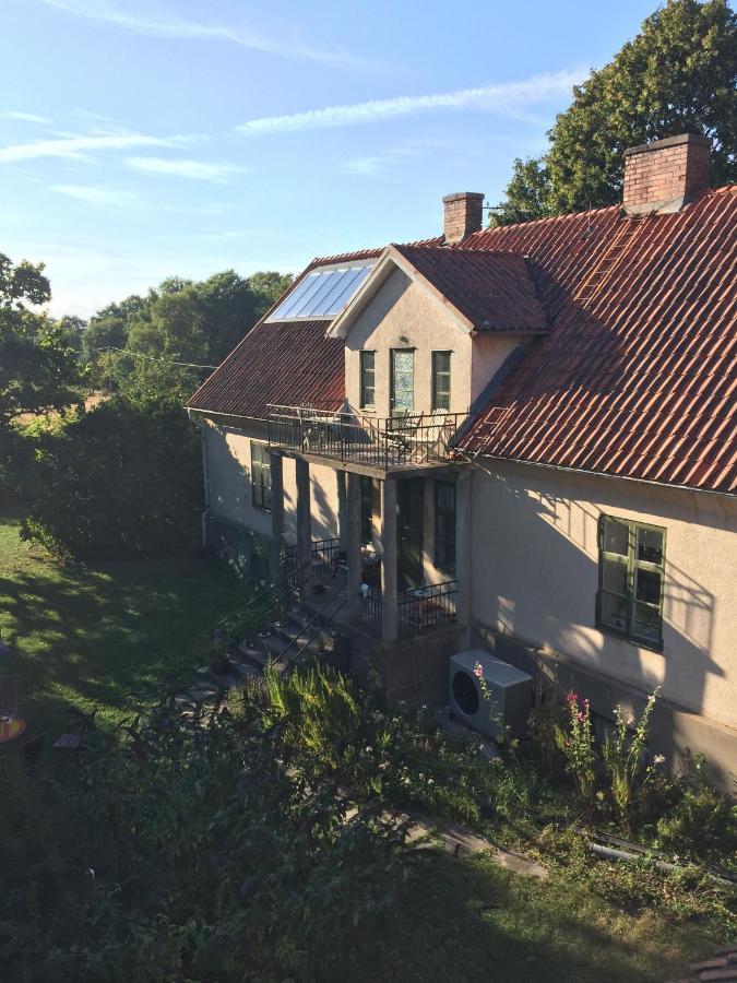 Stora Mellings Gard Bed & Breakfast Klintehamn Exterior photo